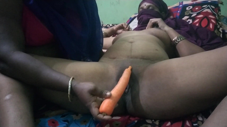 Tamil lesbian: Tamil coimbatore video di sditalino caldo lesbiche