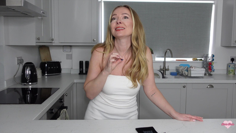 Brea Rose: 継母の魔法のネックレス