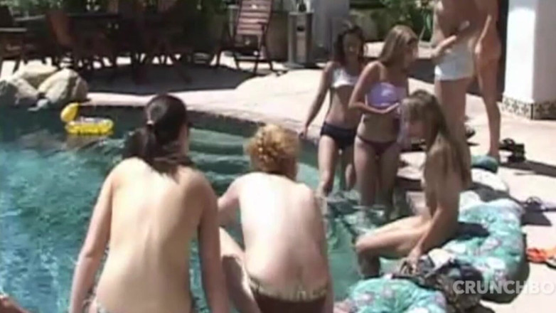 Bitch Girl Video: アナル中射で生で犯された娼婦 サプライズ