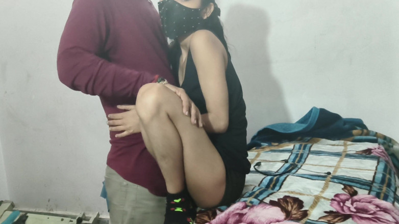 Sexysavita21: 德西女大学生吮吸她继父的