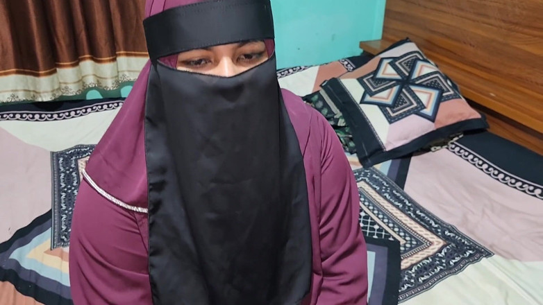 Banglavabi: Hintli Müslüman tesettürlü üvey teyze sıkı amcığı sikiyor güzel üvey teyze seks...