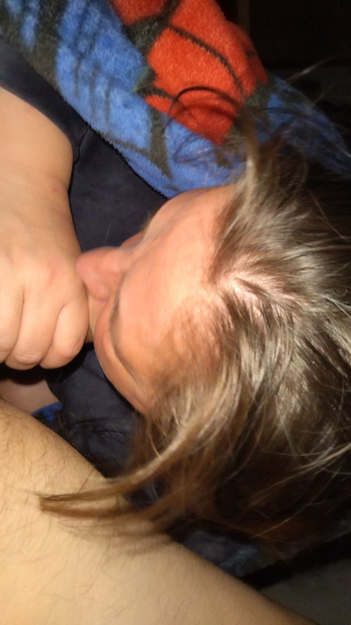 Patrulla: Mamona 2 Oral Swallows All Milk
