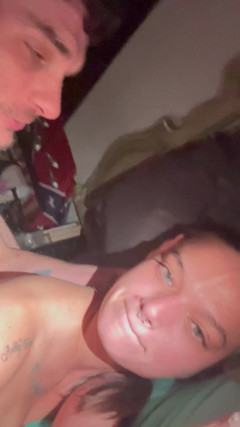 Forever His Submissive: Sono il tuo sottomesso, mi fai sempre piacere. Mi faccio...