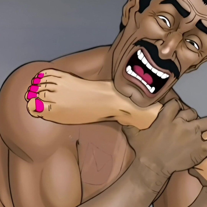 Octopussy Lovers Club: Innocenza in vendita. Il venditore di scarpe lecca i piedi...