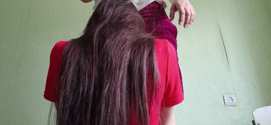 Lesbian-illusion: 我舔我热辣继母的阴户