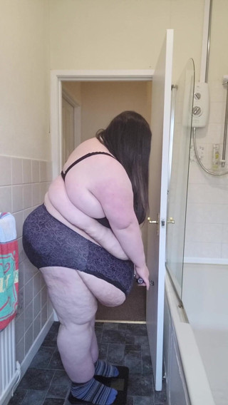 SSBBWLadyBrads: Nov wiegen in 2022