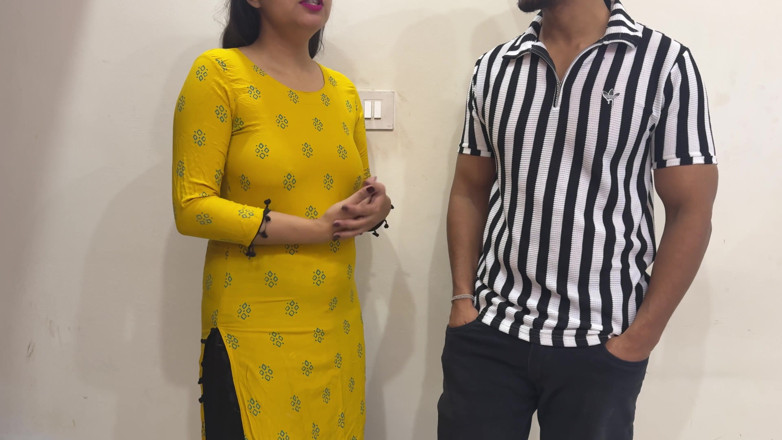 Hornycouple149: Cylinder De Do Bhaiya Pls- Indian Neighbour's Hot Wife Fucked...