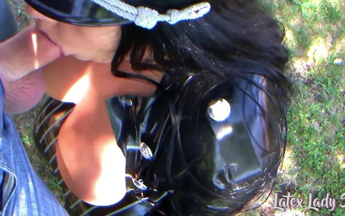 BBW BlowJob Queen: ぽっちゃり系運転手が乗客に口頭で奉仕します