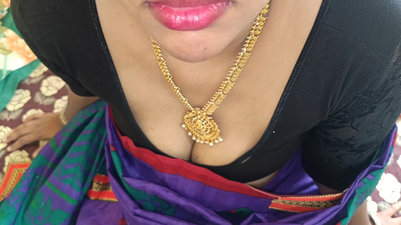 Palani69: ブルーサリー主婦ジェリーレッドキュートリップ