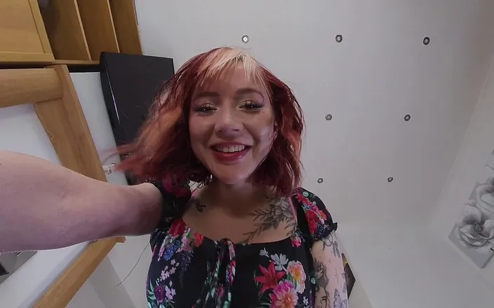 Jimmy Draws: Eva Ray - Facesitting and spitting