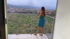 LILY_PUP: Ich finde, meine latina-stiefschwester schickt ihrem freund einige schöne fotos,...