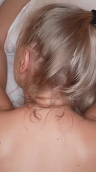 ahhh, fick es! Blondine mit knackarsch lässt stiefbruer penetrieren und creampie sie - mypervyfamily -
