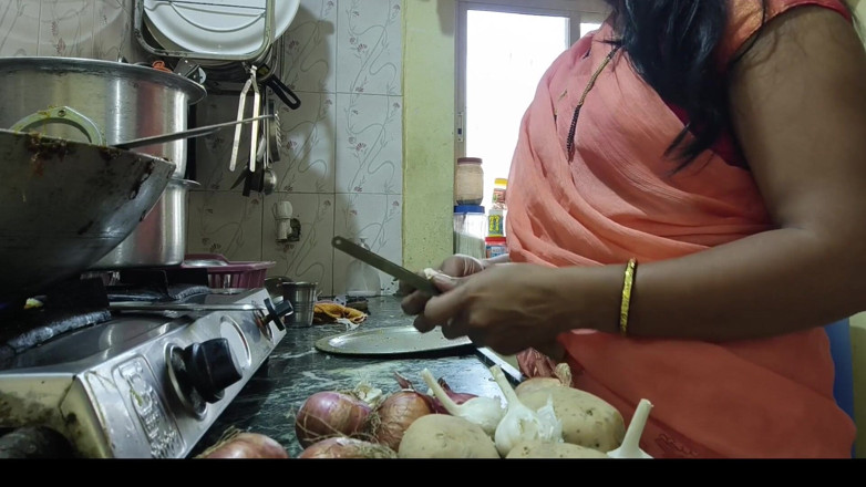 Mumbai Ashu: One Boy with Two Girl, Mumbai Ashu Champa and Raj