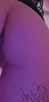 You Know You Wanna Touch It