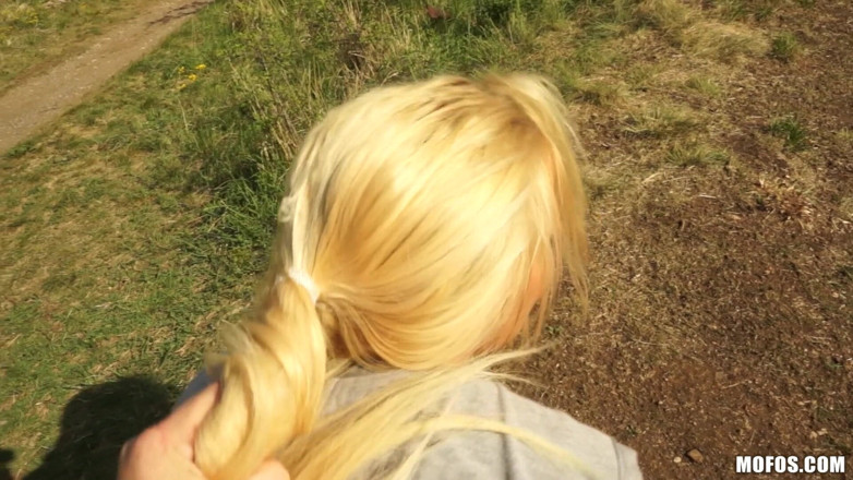 Public Pickups: Halka açık pikaplar - amatör Euro Jenna Lovely halka açık anal...