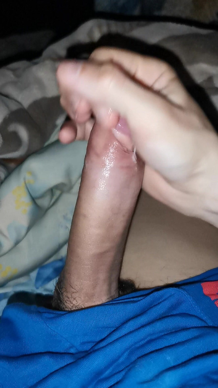 SEXY_GUYBEST: Çabucak mastürbasyon yapmaya karar verdim ama aniden pili bitti!