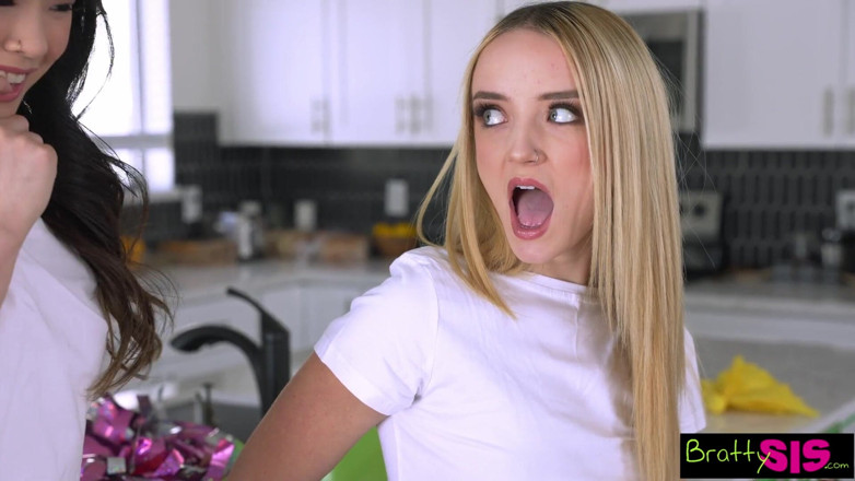 BrattySis: My Stepsis Is A Super Slut - S25:E12
