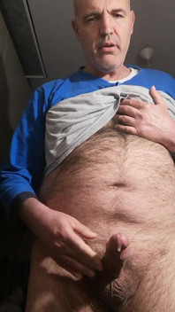 A Quick with a Big Cumshot to Sleep Better!