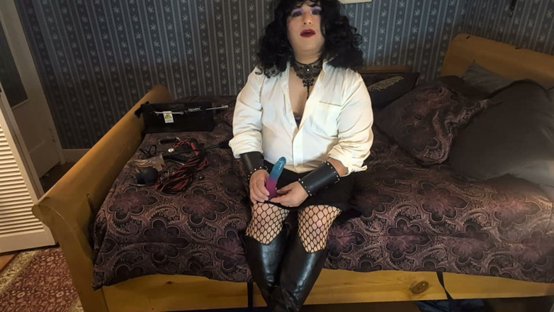 Tongue Lashor 69: 教師 JOI