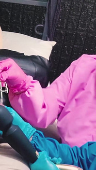 2 sadystyczne pielęgniarki dręczące niewolnika z dźwiękiem