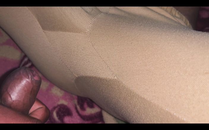 Ritu: Chị kế bị anh kế hôn, khi không có ai ở...
