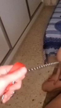 Sexy děvka tvrdě šuká na vodítku
