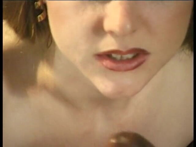 Redhead Beauties: Ruiva adora chupar pau