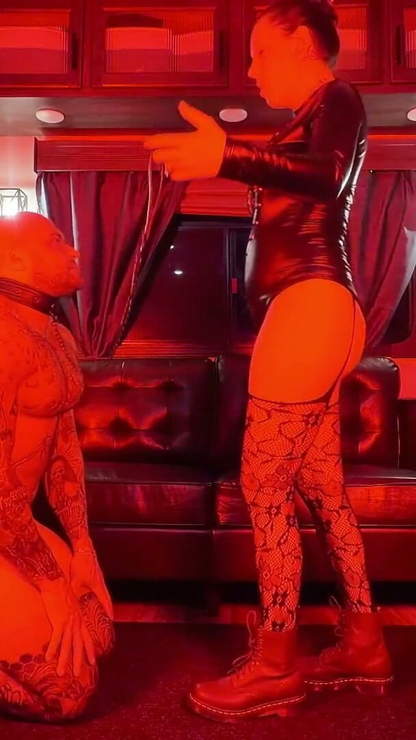 xNatashaGrey: นายหญิง Natasha กลายเป็นทาส