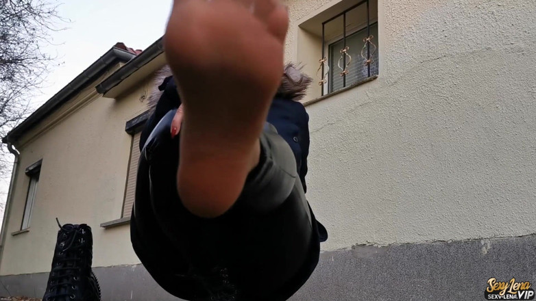 Goddess Lena: Outdoor JOI for footlovers