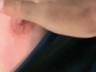 RealDomSpank: Tenger blank meisje wordt hard geslagen en zegt bedankt.