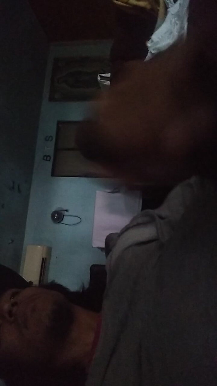 AlexAlejandro13: 私の熱い顔を見て