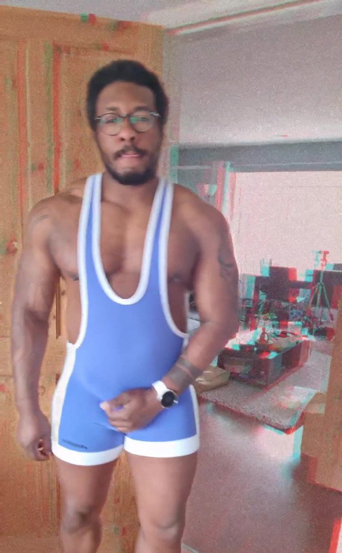 Amadeus: Myslím, že teď mám rád modrou, dělá bouli velkou