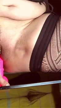 Pinky.pussy.popp - O que a Marie faz quando está com tesão e sozinha em casa..