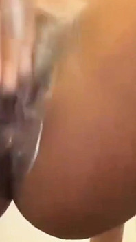 Uganda Wet Pussy Fingering