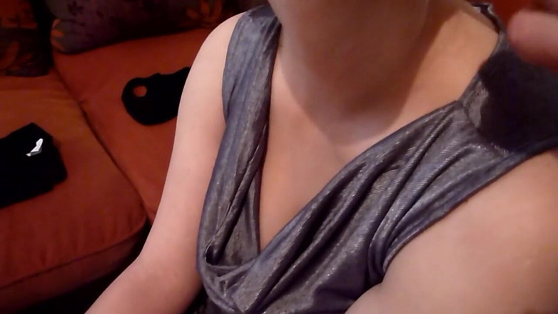Viktoria Goo: Cumslut - facial tanpa peringatan!