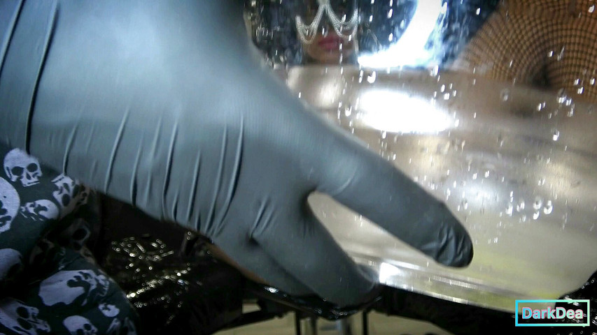 Admire my divine pussy pissing with open lips. And when i'm done clean it up with your tongue!!! (Dark Dea) Admire my divine pussy pissing with open lips. And when i'm done clean it up with your tongue!!! (Dark Dea)
