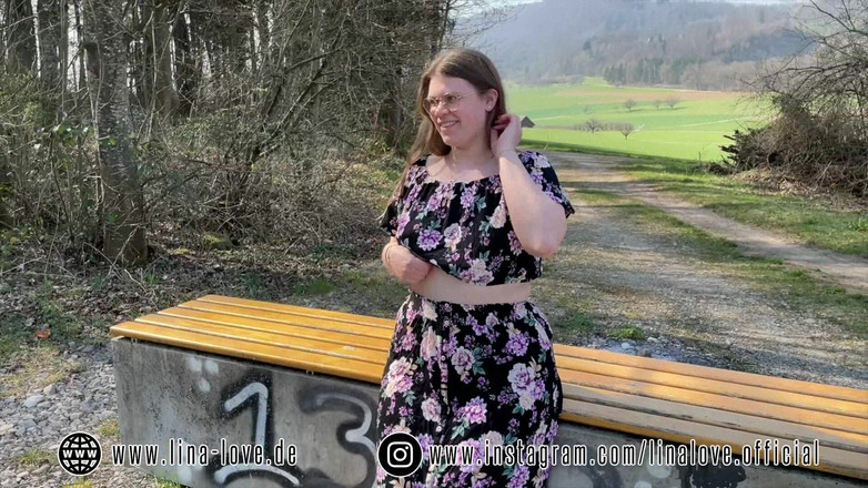 LinaLove_: La 18enne tedesca viene scopata per la prima volta all'aperto