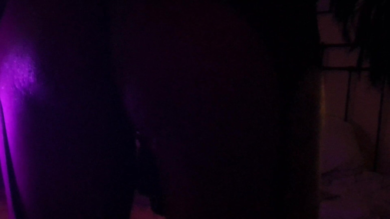 Milah CrossXx: Partea 2 Dedicație pentru Ceciletravestie