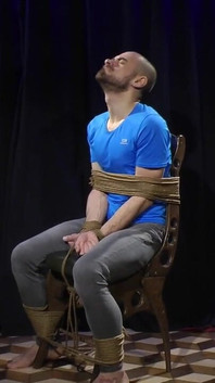 Zeus Hardcore Bondage Challenge 1