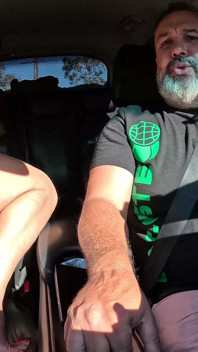 Kah Resende, the Shaking Her Booty and Dancing in the Passenger Seat in Bragança Paulista.
