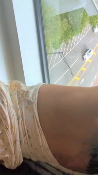 Betrügende Ehefrau Genießt Sex Vor Dem Hotelfenster - Bis Ehemann Früh Vom Treffen Zurückkommt