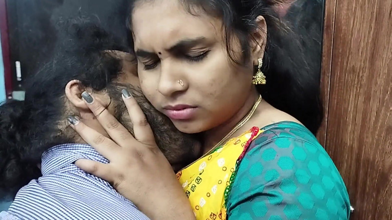 Vaishnavysharunraj: Mallu Hot Girl Half Saree Romance with Lip Lock, Desi...