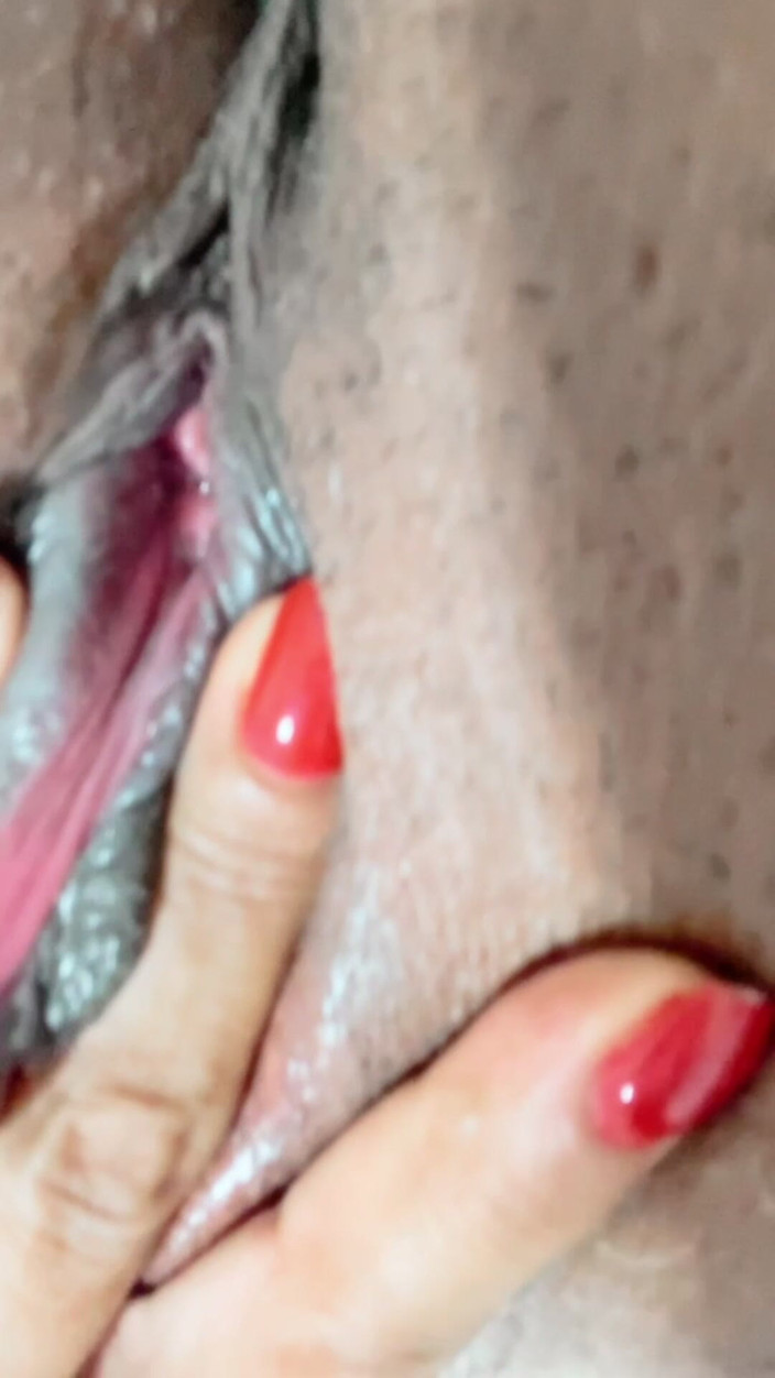 Pink Fatale: Velký klitoris