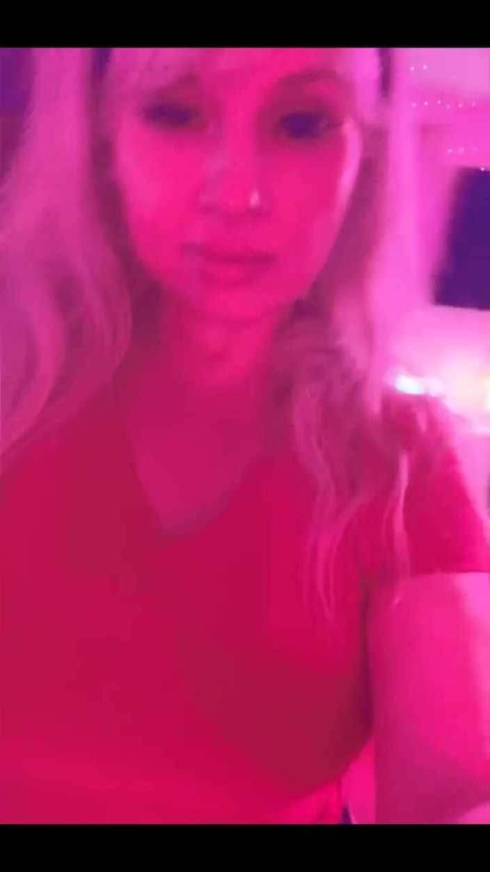 PaintedRose: Ciuman dan Cuddles?