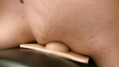 Hard raw sex: Hatun yeni oyuncağı deniyor