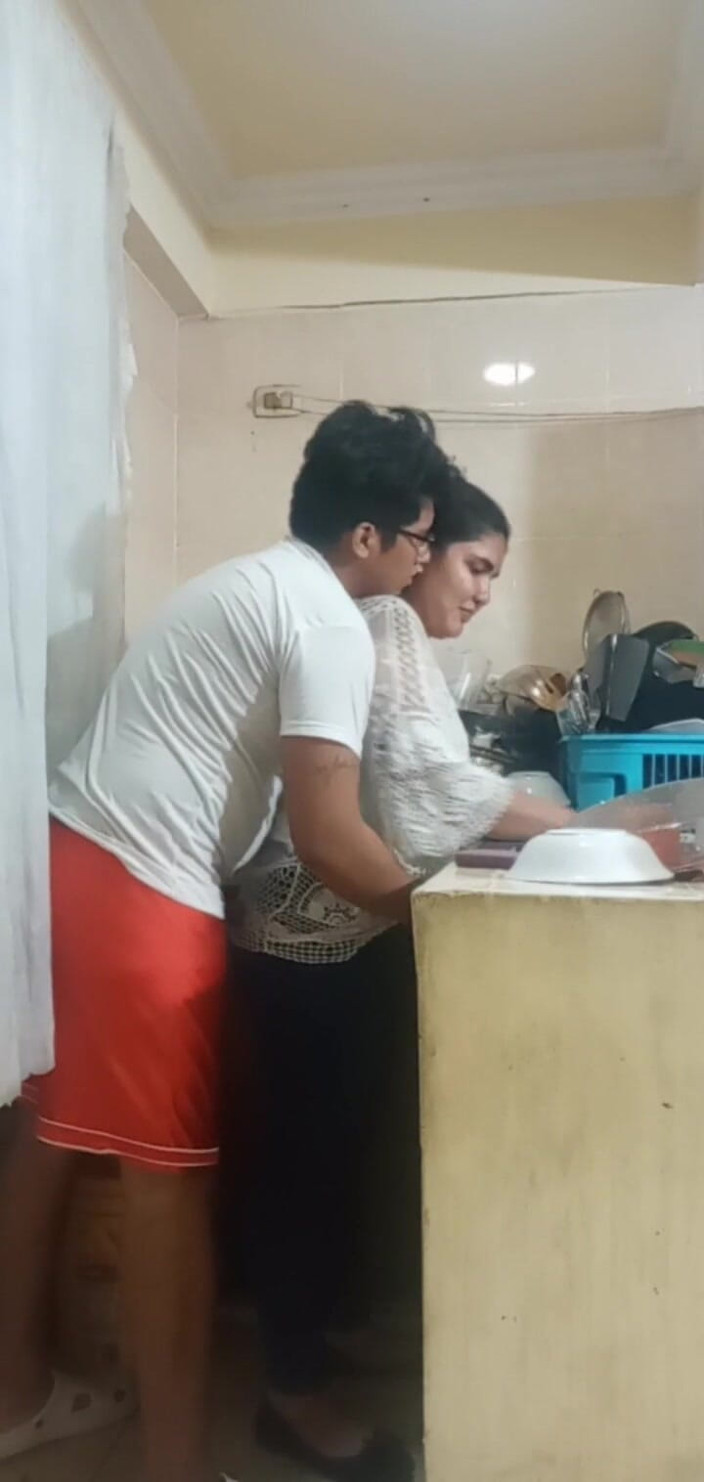 E-Alfa: Maid Fucked When She Washes the Dishes in the Kitchen