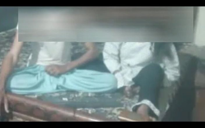 Tarelgc: Un couple pakistanais baise la sodomie et la chatte en...