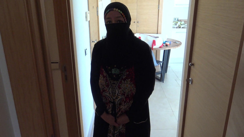 Souzan Halabi: Señora comienza a trabajar en un burdel alemán