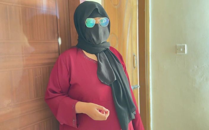 Aria Mia: Мусульманская застенчивая чувственная женщина - муж не может удовлетворить мои сексуальные потребности, поэтому я называю своего пасынка