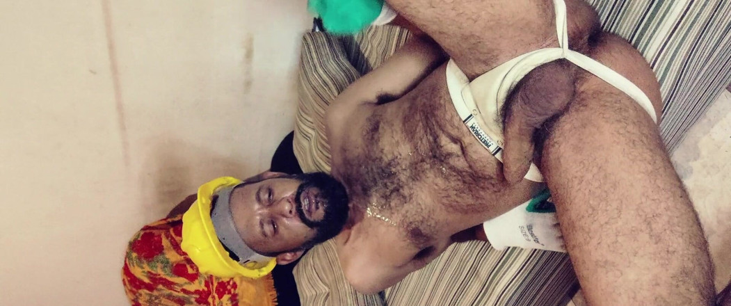 Stink HairyMale: Dildo chupando noite